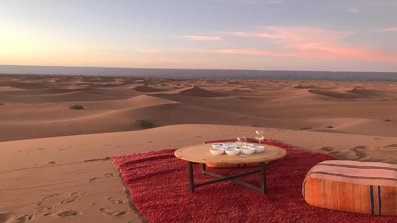 Bivouac Karim Sahara Hotel ซากอร่า ภายนอก รูปภาพ