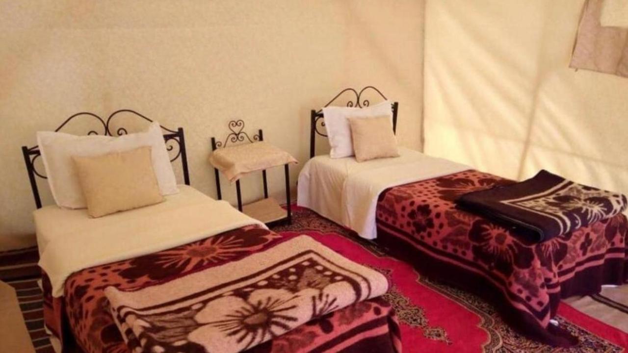 Bivouac Karim Sahara Hotel ซากอร่า ภายนอก รูปภาพ