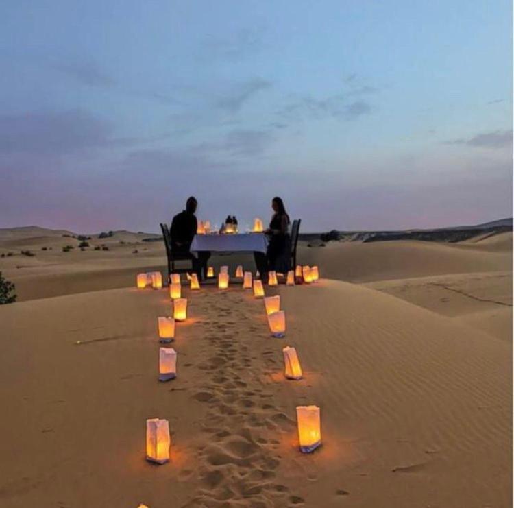 Bivouac Karim Sahara Hotel ซากอร่า ภายนอก รูปภาพ