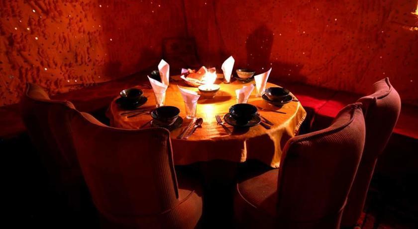 Bivouac Karim Sahara Hotel ซากอร่า ภายนอก รูปภาพ