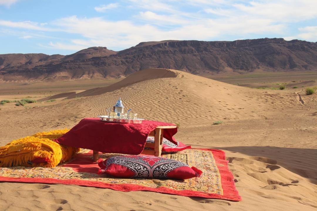 Bivouac Karim Sahara Hotel ซากอร่า ภายนอก รูปภาพ